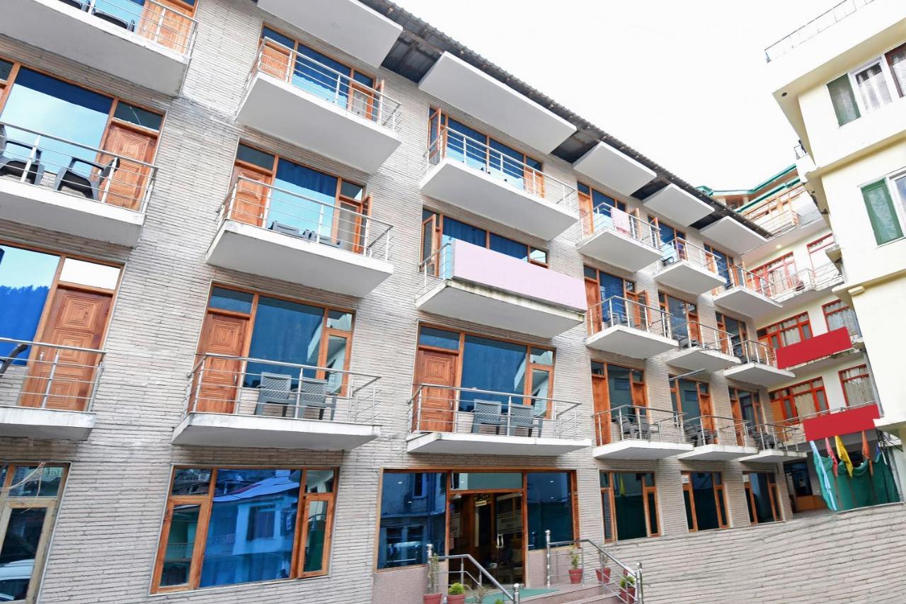 Hotel Oyo 23533 Mount View Kulu Esterno foto