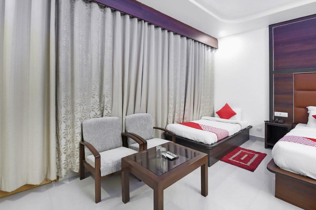 Hotel Oyo 23533 Mount View Kulu Esterno foto
